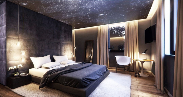 Потолок звёздное небо с подсветкой в спальне